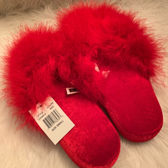 feather slippers